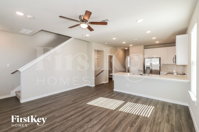 Photo - 18436 Idyllic Aly