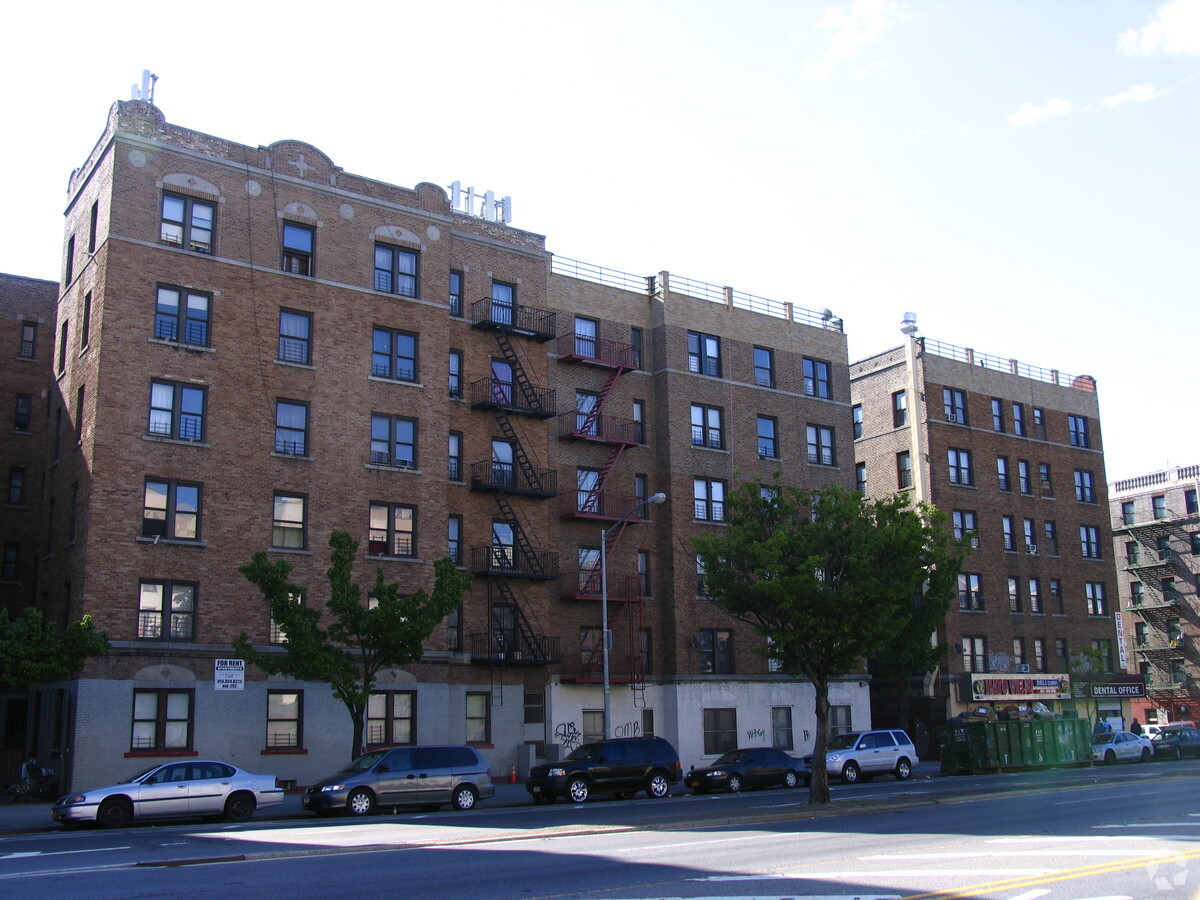 1454 Grand Concourse - 1454 Grand Concourse Apartments