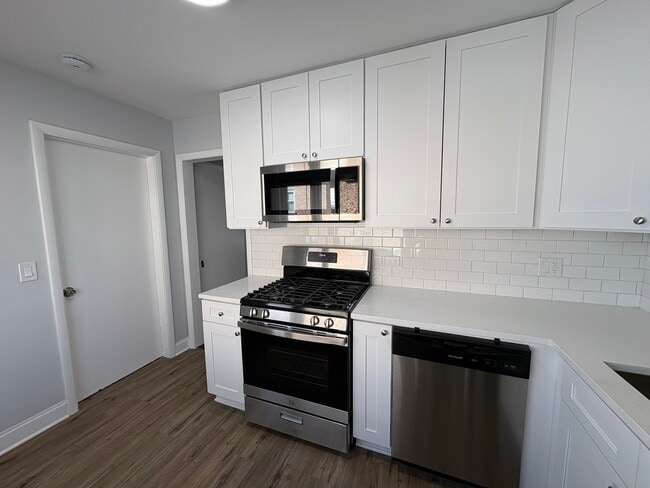 Photo - 311 Prairie Ave