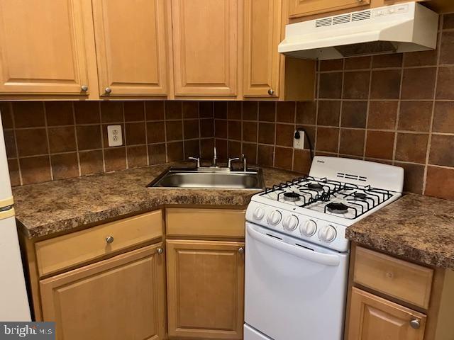 Photo - 4232 Chestnut St Unit 2REAR