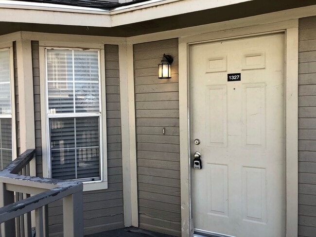 Photo - Boardwalk Condominium, Near Downtown