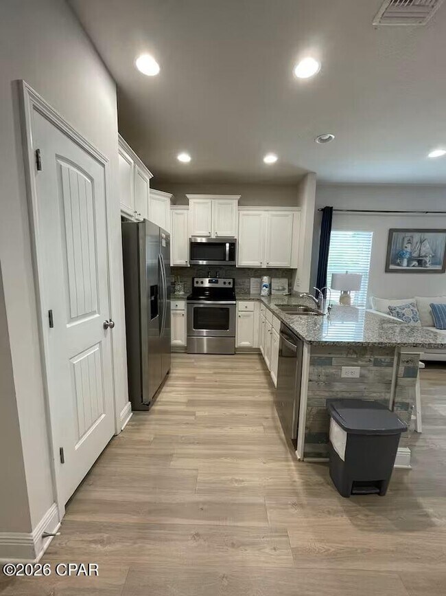 Photo - 7574 Shadow Lake Dr