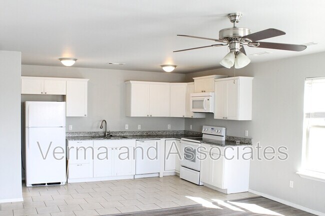 Photo - 5007 SW Fieldstone Blvd Unit 2