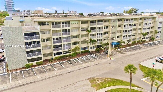 Photo - 330 SE 2nd St Unit 101G