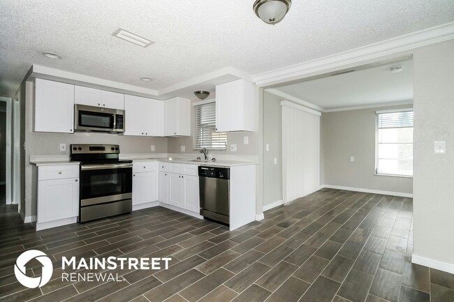 Photo - 5537 Quist Dr