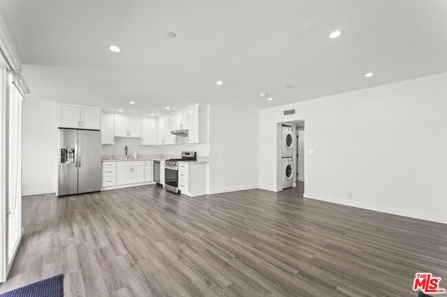 Photo - 1254 9th St Unit I