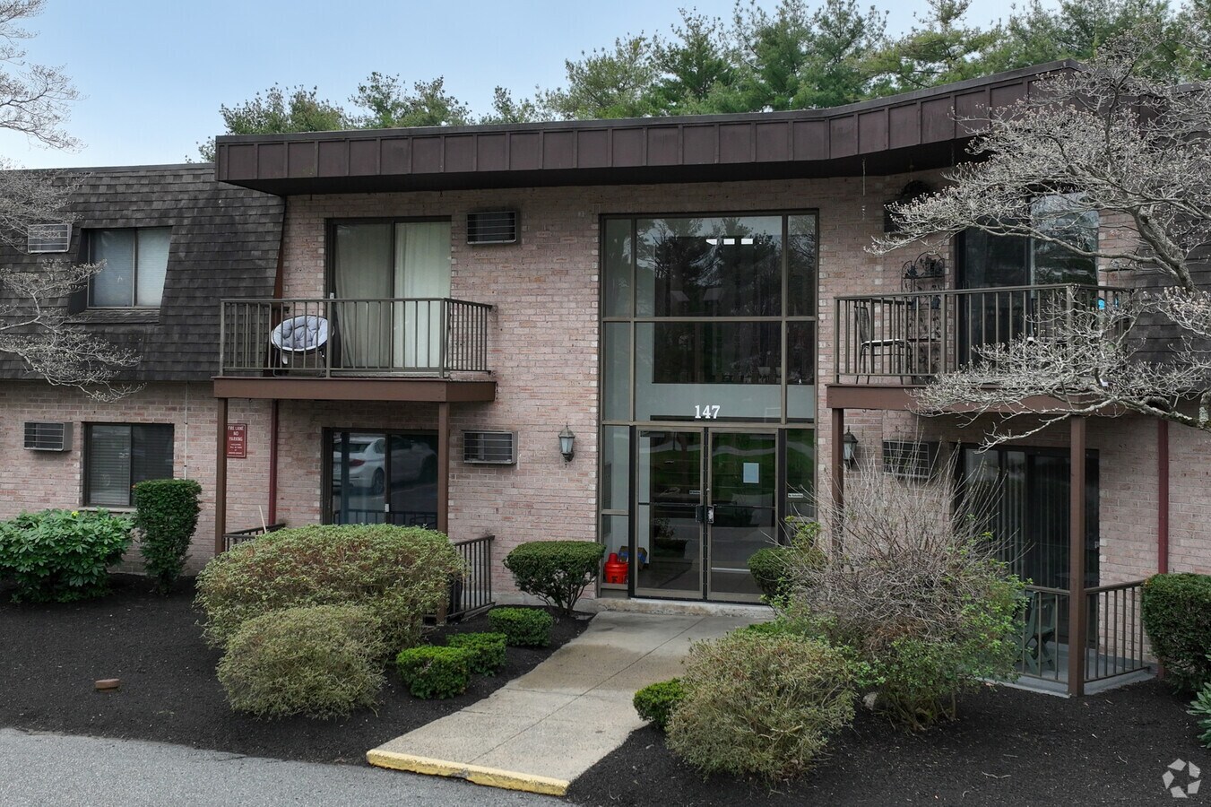 Entrance - Royal Park Condominium
