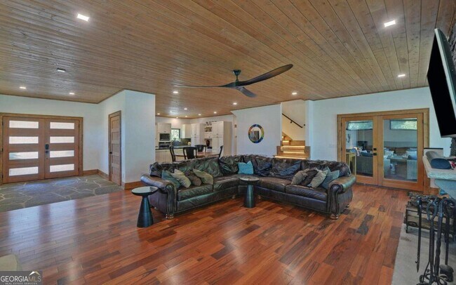 675 Freedom Heights Dr