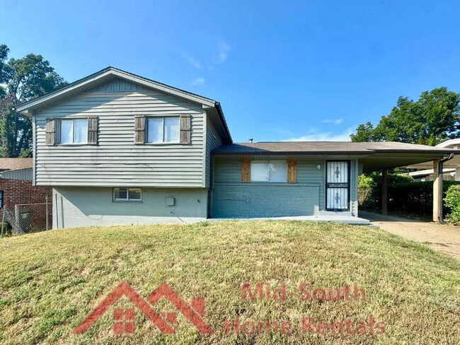 Building Photo - 784 Western Park Dr