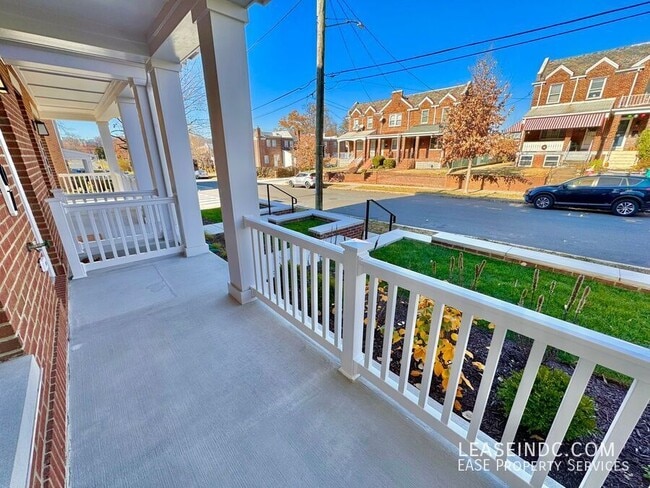 Photo - 1207 Allison St NE