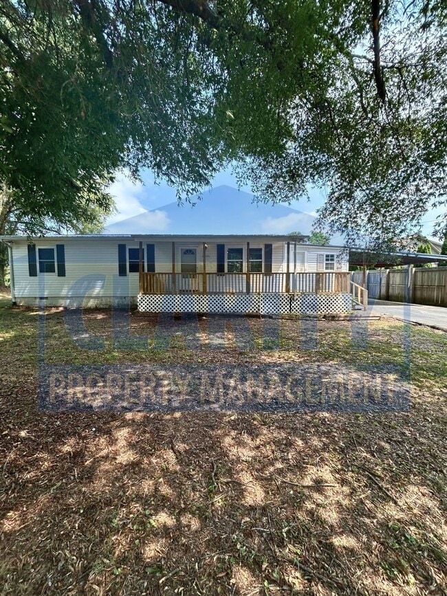 Building Photo - Charming 3-Bedroom, 1-Bath Home with Bonus...