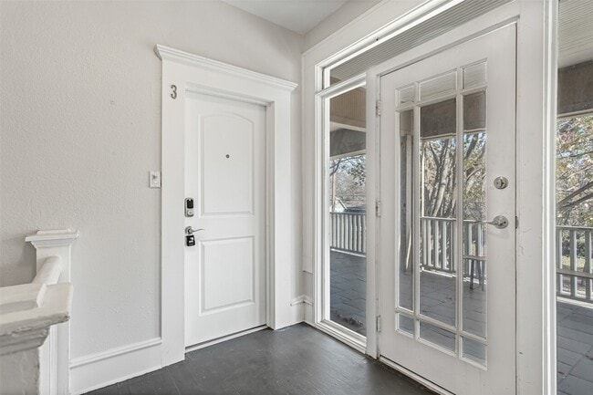 Photo - 4719 Junius St Unidad 3