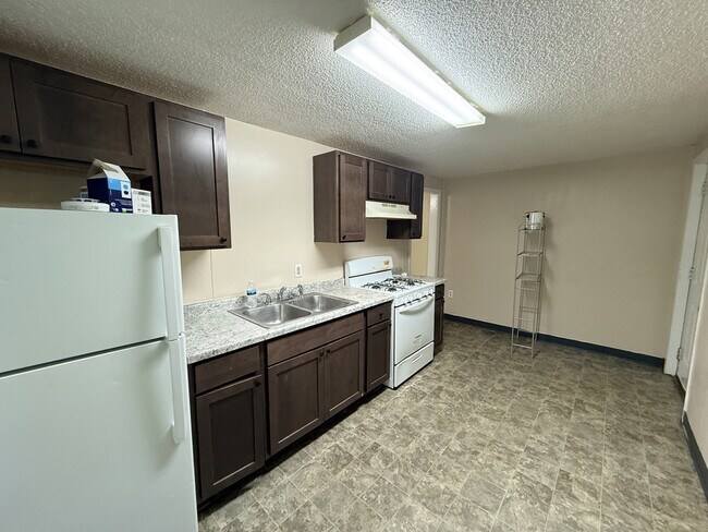Photo - 218 E 4th St Unidad #2