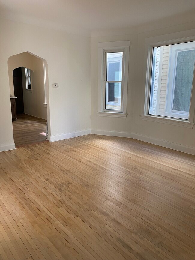 Photo - 2811 W 3rd St Unit 1