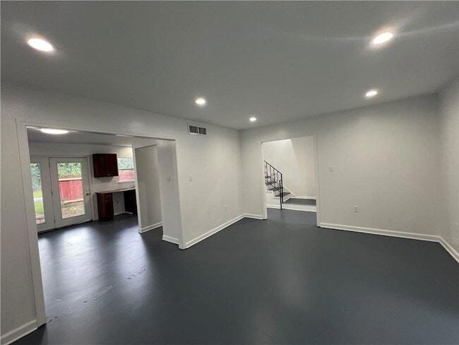 Photo - 7702 Belcrest Pl