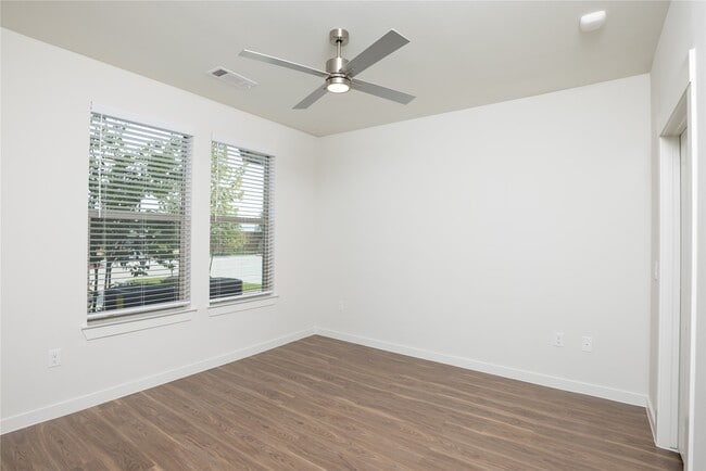 Photo - 9302 Fry Rd