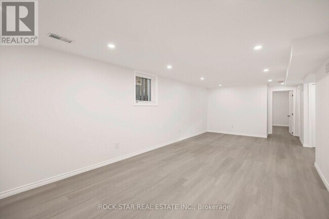 Photo - 60 Champlain Ave