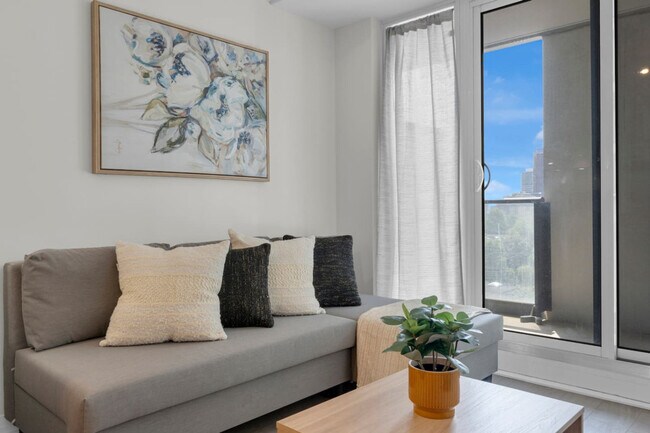 Photo - 251 Jarvis St Unit SI ID1403797P