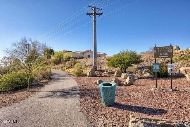 Photo - 6044 Los Pueblos Dr