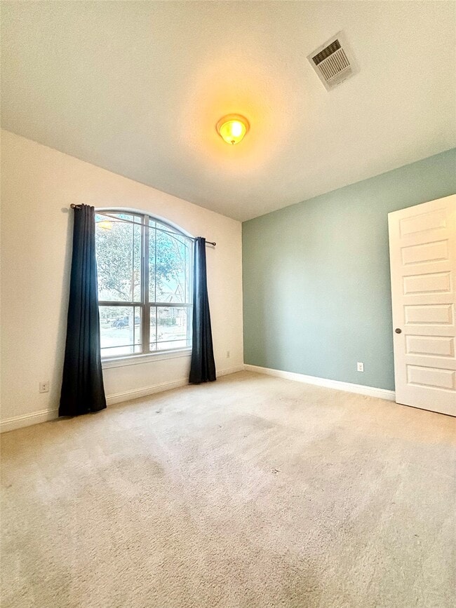 Photo - 13326 Lake Chesdin Rd