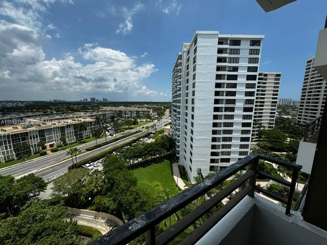 Photo - 500 Three Islands Blvd Condominio