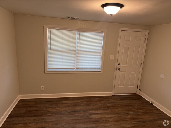 Building Photo - 505 Davis Ave Unit C Rental
