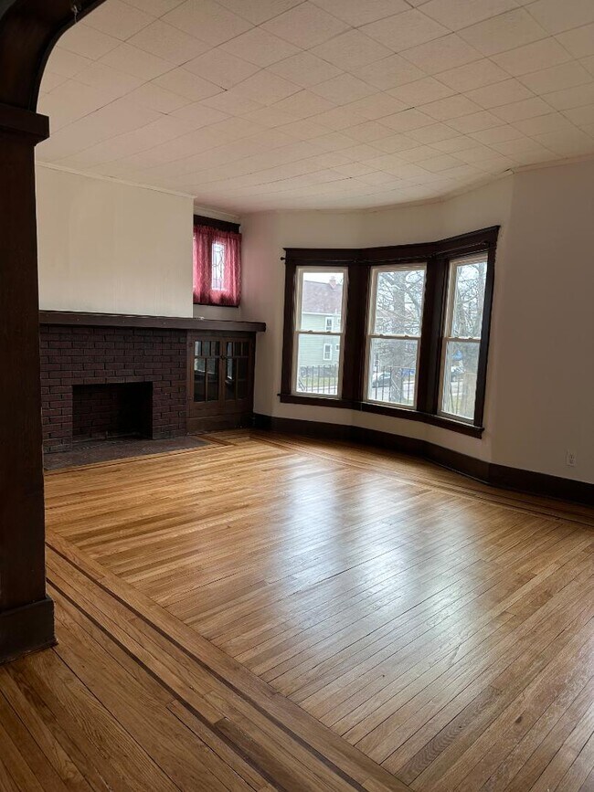 Photo - 252 Cumberland Ave