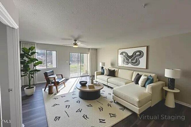 Building Photo - Spacious Condo/Townhome over 1900 sqft.