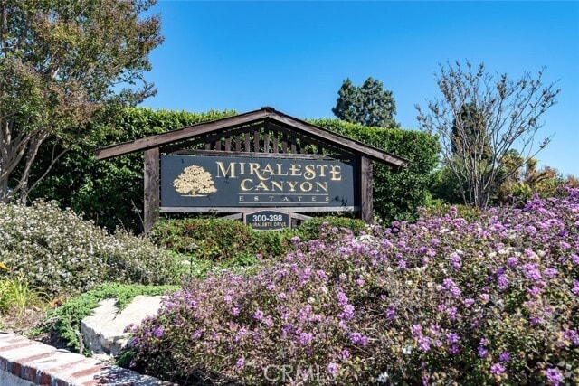 Building Photo - 348 Miraleste Dr Unit 304 Rental