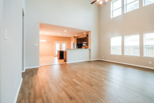 Photo - 16831 Marlin Spike Way