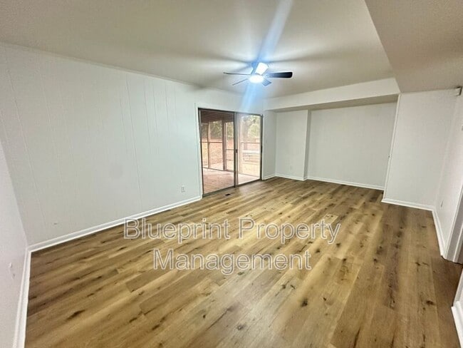 Photo - 6004 Cowin Dr NW