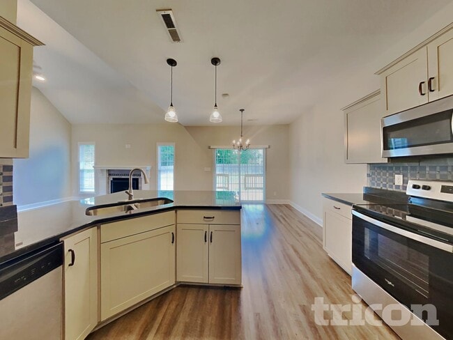 Photo - 120 Sumter Ln