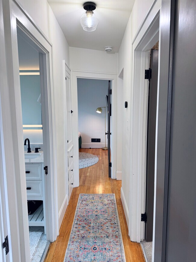 Photo - 3888 W 157th St