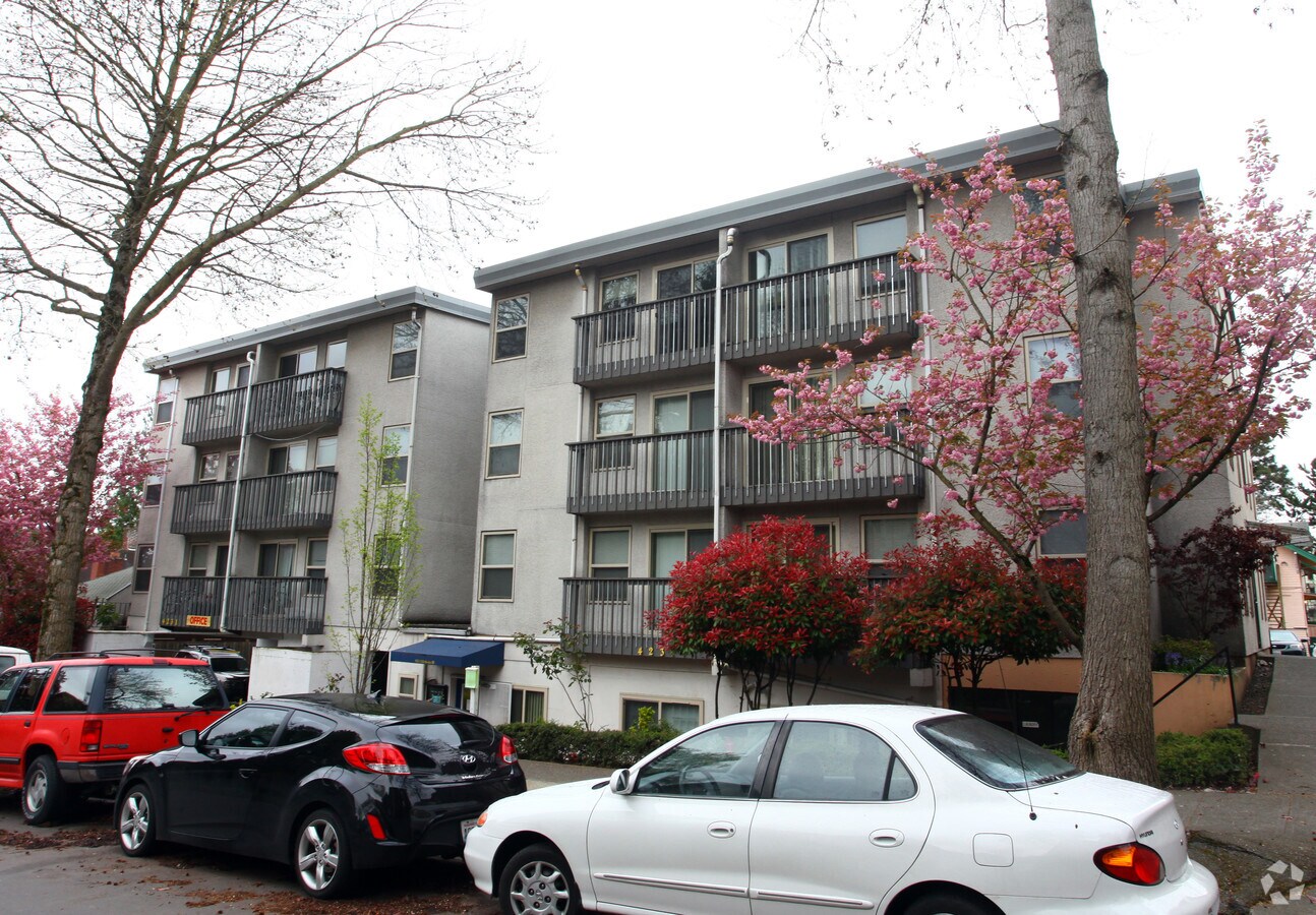 Photo - Forde Apartments