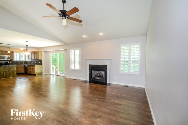 Photo - 616 Autumnwood Forest Dr