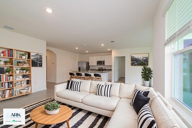 41 Bahia Course Way