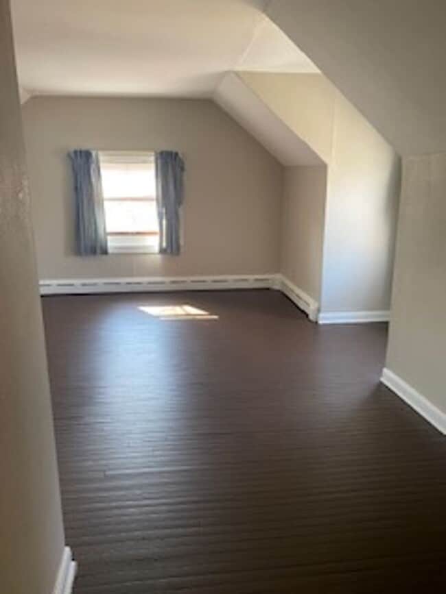 Photo - 304 Nicholson St Unit 3