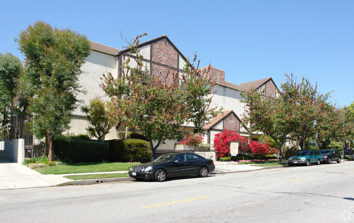 Wilmar Manor Apartments - Wilmar Manor Apartments
