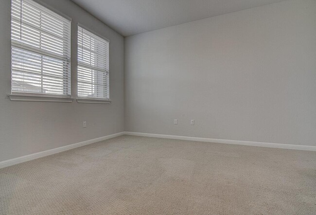 Photo - 6603 Smarty Jones Ln