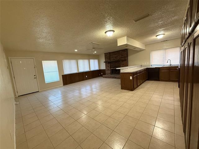 Building Photo - 5005 Galaxie Rd