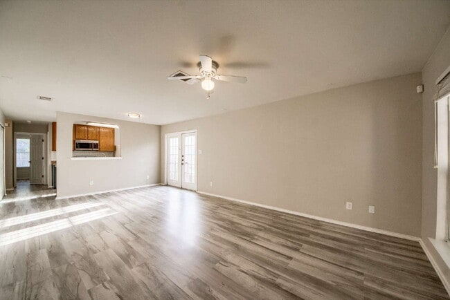 Photo - Charming 3-bedroom, 2-bathroom home in Wildhorse!