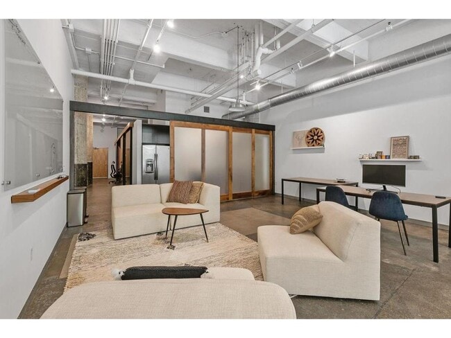 Photo - 700 N Washington Ave Unit 212