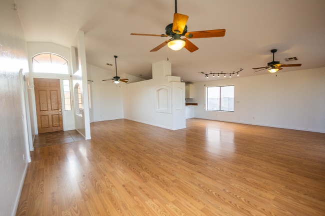 Photo - 8546 N Sayante Way