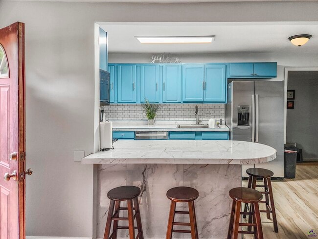 Photo - 106 Kingsbury Cir