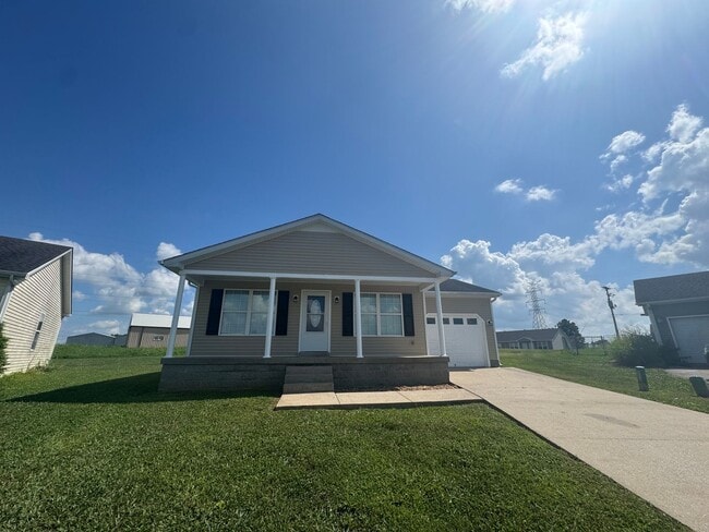 Newly Renovated 3BR 2BA home close to GM, ... - Newly Renovated 3BR 2BA home close to GM, ...