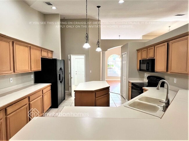 Photo - 14809 Pine Cone Trail