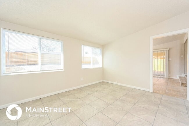 Photo - 15004 E Maxwell Pl