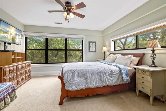 Photo - 402 W Ila St