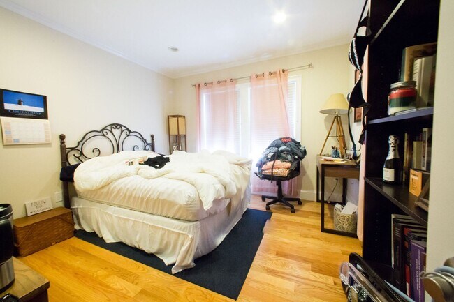 Photo - Charming 4 Bedroom-No Broker  Fee