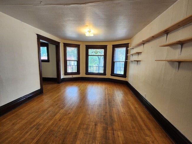 Photo - Williamson Tri-plex Unidad 2